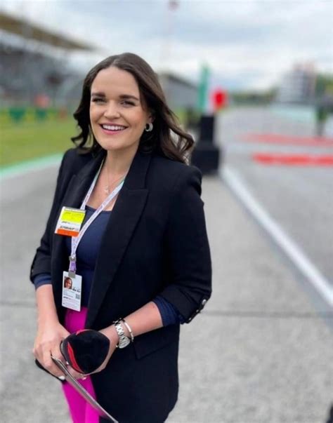 Laura Winter F1 Journalist Rpaddockwomen