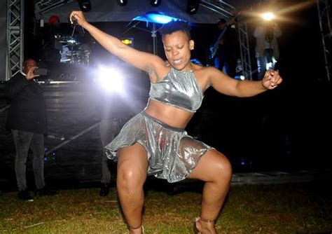 zodwa wabantu exposes her bare bum while kissing female fan on stage photo