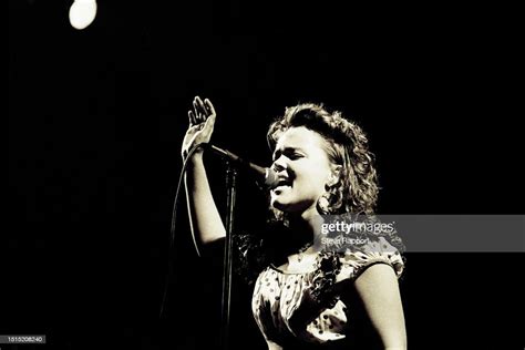 Belinda Carlisle Of The Go Gos At The Venue London 11 5 81 News Photo Getty Images