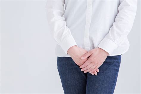 更年期の半数以上の女性がデリケートゾーン悩みを抱えている、閉経後の女性は外陰部周囲の皮膚粘膜の萎縮