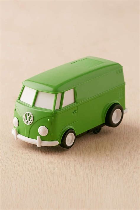 Record Runner Portable Vw Bus Vinyl Record Player Urban Outfitters