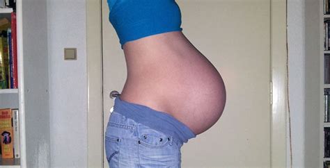 39 Weeks Pregnant With Twins Twin Pregnancy Week By Week About Twins