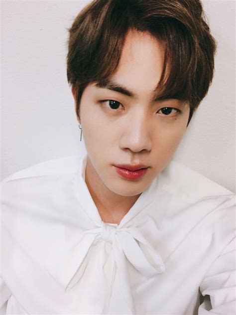  just roleplayer  let's be friends :'d support & respect visual in bts bangtanboys l'92 # a.r.m.y. 72 Photos Of BTS Jin Sexy Broad Shoulders — Koreaboo