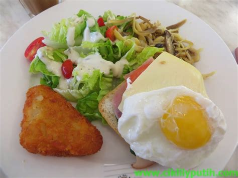 Masukkan ikan tahai yang telah dibersihkan dan didihkan hingga beberapa minit. CikLilyPutih The Lifestyle Blogger: Akibat Tak Sarapan Pagi..