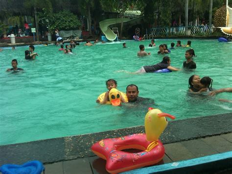 Kolam Renang Untuk Anak Yang Sehat Dan Nyaman