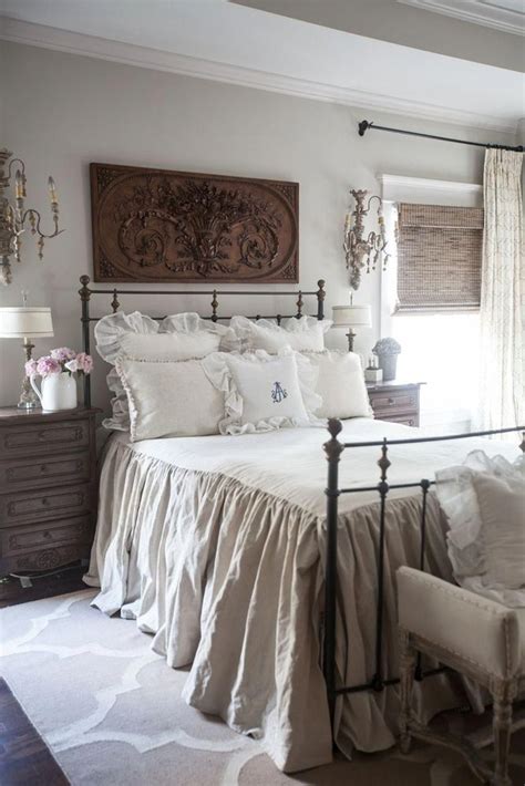 Nice 38 Classy Farmhouse Bedroom Design Ideas Frenchcountrybedroom