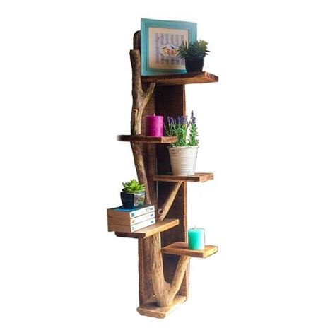 Mais si votre intérieur possède une belle hauteur sous plafond, optez pour cette étagère murale en métal blanc vieilli ! (Étagères murale dangle, étagère dangle, étagères angle ...