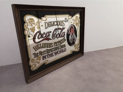 Ganz nah an der mannschaft! Alte Coca Cola Spiegel Werbung acheter sur Ricardo