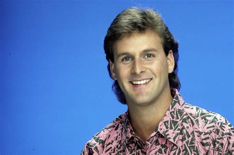 Dave Coulier Confirms Uncle Joey Will Return For Netflixs Full House
