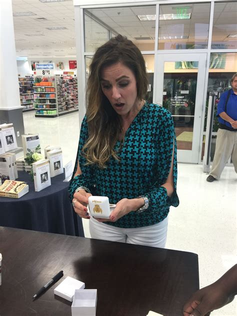Taya Kyle American Wife Author At Her Book Signing In Camp Pendleton She Is Opening Up And
