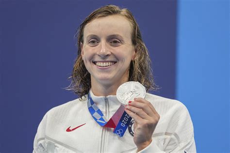 Olympics Katie Ledeckys Golden Run Ends As The Us Swimmer Wins Silver