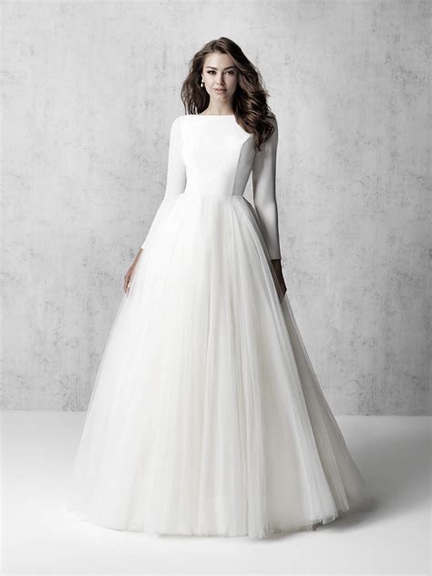 Long Sleeve Bateau Neckline Ball Gown Wedding Dress Kleinfeld Bridal
