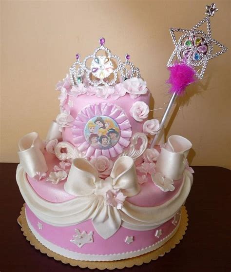 Try it out in recipes for homemade ice cream, milkshakes … anywhere you want the great taste of birthday cake! Disney Princess Birthday Cake - Cake by RoscoeBakery ...