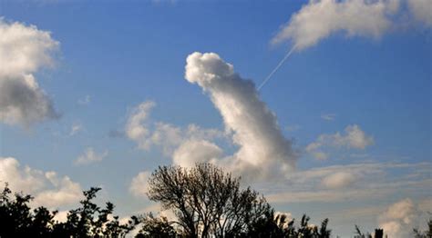 Total Frat Move Gigantic Penis Shaped Cloud Appears Over
