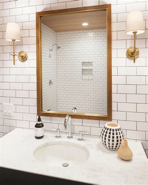 30 White And Gold Bathroom Tile