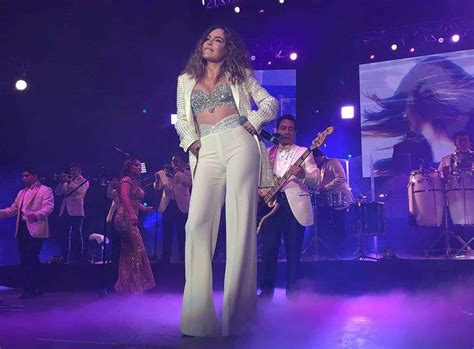 Los ángeles azules ft ximena sariñana mis sentimientos dj xavi extended club mix dvj xavi. Belinda canta cumbia junto a Los Ángeles Azules - Crónica ...