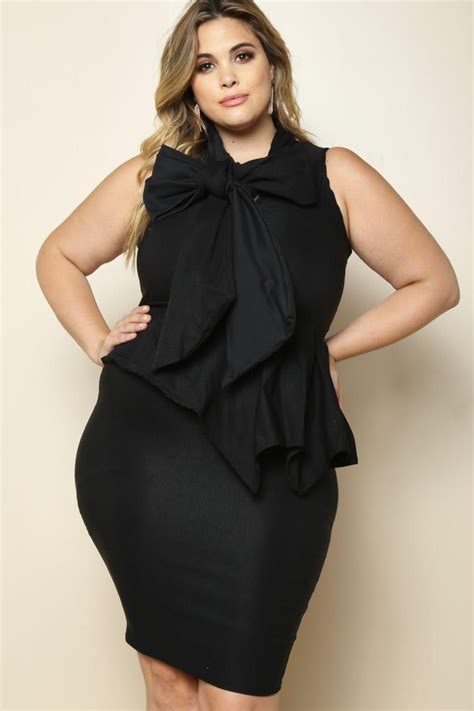 Indulge Your Inner Fashionista With This Plus Size Knee Dress Features