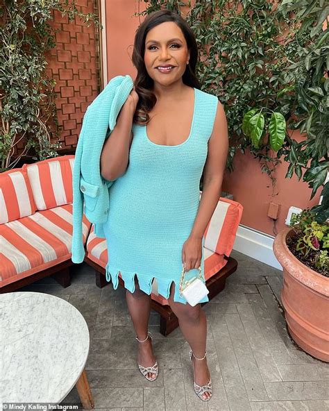 mindy kaling flashes her trim tummy in a bra top after losing weight daily mail online
