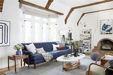 How to Design a Formal Living Room That Doesn't Feel Dated