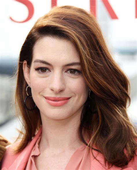 Anne Hathaway Serenity Photo Call In Marina Del Rey