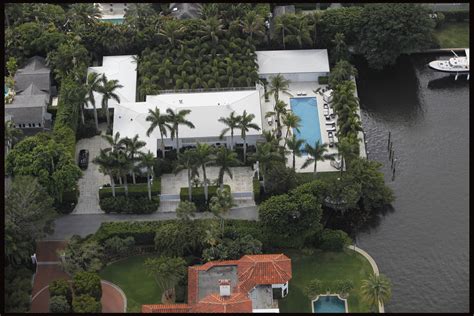 Nude Photos Of Ghislaine Maxwell And Young Woman Displayed At Jeffrey Epstein Palm Beach Mansion