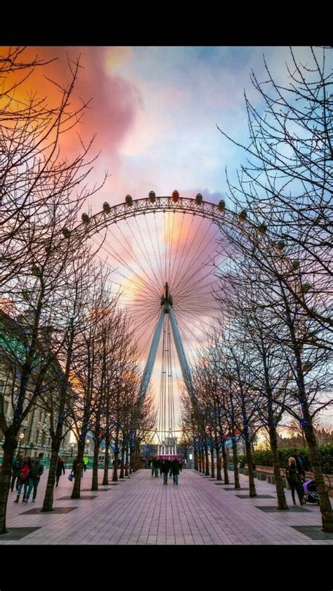 Pin By 𝕝𝕖𝕥𝕤 On Wallpapers Sunset London London Dreams London Travel