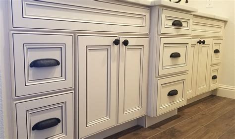 Enhance Your Space With The Perfect Kitchen Door Styles