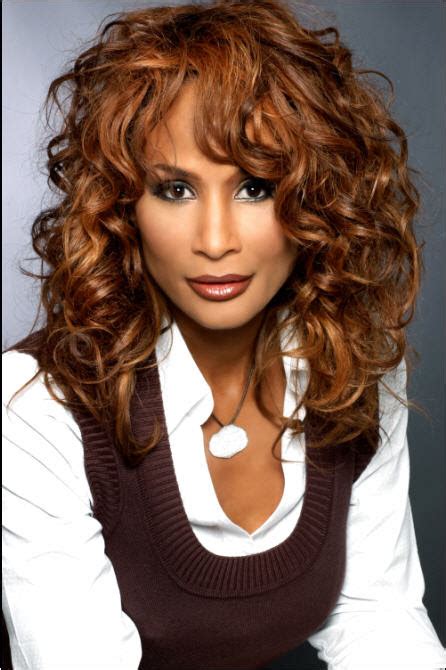 Beverly Johnson First Black Supermodel To Grace The Cover Of Vogue Usa