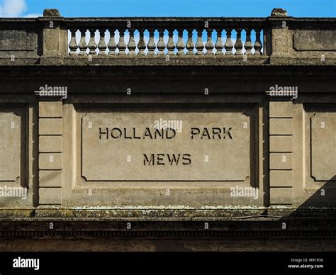 Holland Park Mews Stock Photo Alamy