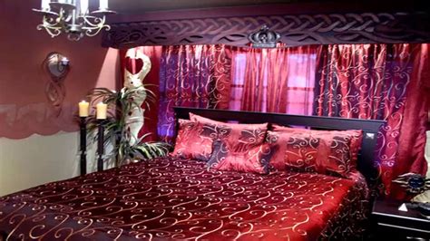 اجمل ديكورات غرف نور تهوس غرف نوم رومانسية حمراء اثارة مثيرة
