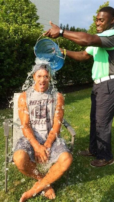 Anchors Athletes Celebrities Accept Ice Bucket Challenge To Spread