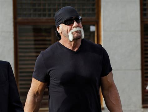 Hulk Hogan Apologizes For Racial Slur After Losing W W E Contract The New York Times