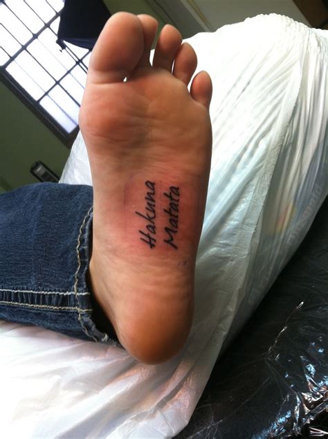 I Want A Bottom Of The Foot Tattoo So Bad But Id Probably Kick The