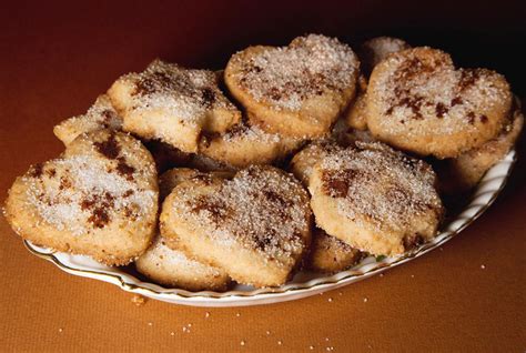 It's a dessert that you'll find in most spanish polvorones are rich and crumbly almond cookies that are especially popular during christmas in. Mantecados Recipe: Traditional Spanish Crumble Cakes