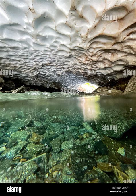 Underwater Ice Cave Hi Res Stock Photography And Images Alamy