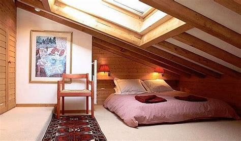 See more ideas about slanted ceiling, attic rooms, home. Modern Cool & Fancy Functional: 32 Attic Bedroom Design ...