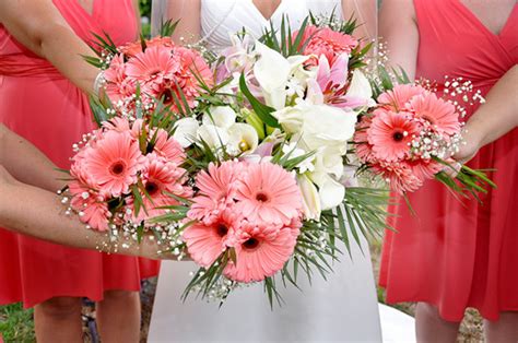 The cast iron cylinder liners for the ej257 engine were 'dry type', meaning that their outer surfaces were in complete contact with the cylinder walls. 18 Nature's Finest November Wedding Flowers - EverAfterGuide