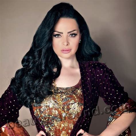 Top 10 Beautiful Palestinian Women Photo Gallery