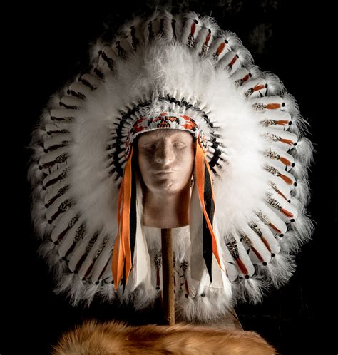 kinds of native american headdresses