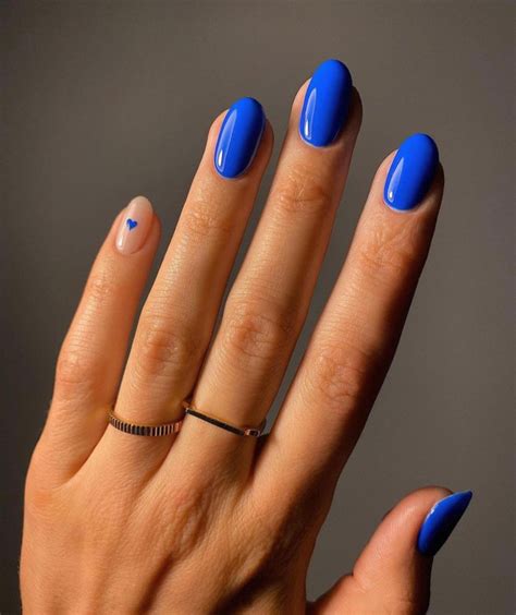 40 Gorgeous Royal Blue Nail Designs Tiny Heart Royal Blue Nail Colour