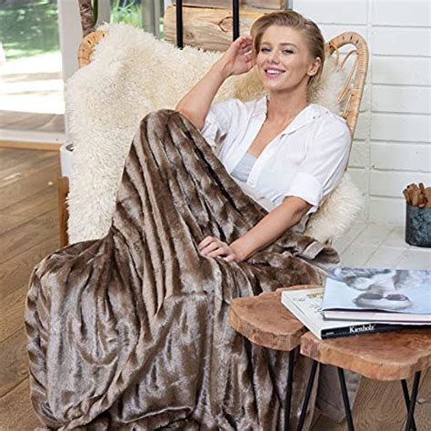 Cozy Up With A Faux Fur King Size Blanket The Perfect Winter Essential
