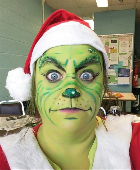 The Grinch Diy Makeup Face Paint For Christmas Spirit At School Week