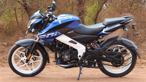 Good in condition as new. 2020 Bajaj Pulsar NS 200 BS6 Fi New Colors Detailed Review ...