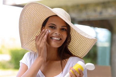 Ways To Reduce Your Skin Cancer Risk