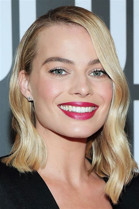 2018 Golden Globes Best Beauty Looks Margot Robbie Actress Margot Robbie Beautiful Wedding