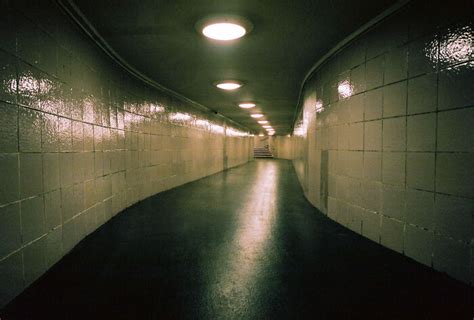30 Photos Of Liminal Spaces That Might Make You Feel A Little Uneasy