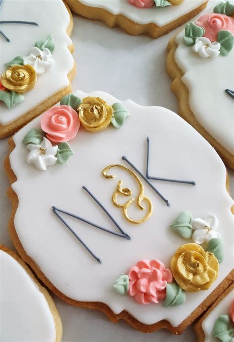 Monogram Cookies For A Wedding Cookiesbymca Monogram Cookies Wedding Cake Cookies Wedding