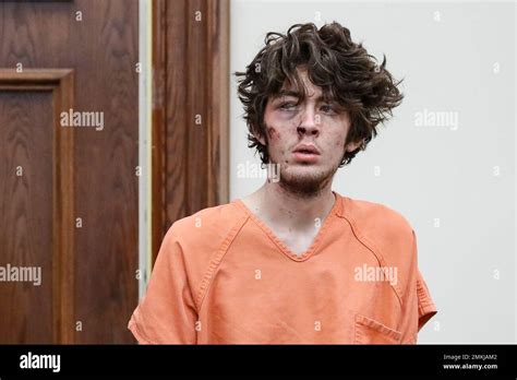 Suspect Wade Edward Winn appears before Judge Kevin T. Miles at