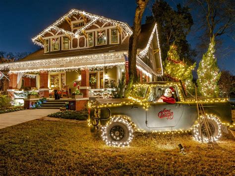 Best neighborhood Christmas lights shine in this week's 5 hottest Fort