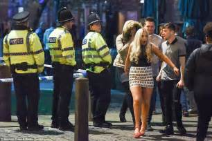 Bank Holiday Revellers Hit The Booze In Manchester Daily Mail Online